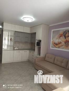 Студия квартира, посуточно, 27м2, 1/6 этаж