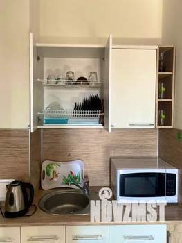 Студия квартира, посуточно, 32м2, 3/3 этаж