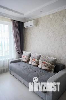 1-к квартира, посуточно, 47м2, 11/12 этаж