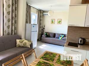 Студия квартира, посуточно, 32м2, 3/3 этаж