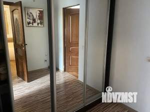 1-к квартира, посуточно, 50м2, 3/3 этаж