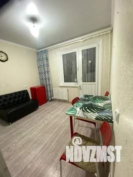 1-к квартира, посуточно, 40м2, 14/16 этаж