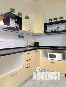 Студия квартира, посуточно, 40м2, 5/17 этаж