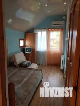 2-к квартира, посуточно, 40м2, 3/3 этаж