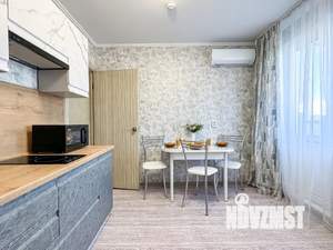 1-к квартира, посуточно, 38м2, 3/16 этаж