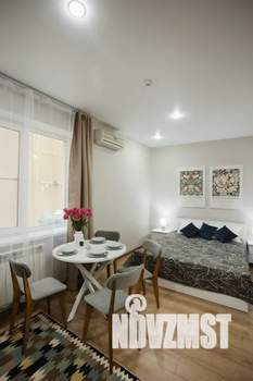 Студия квартира, посуточно, 32м2, 1/5 этаж