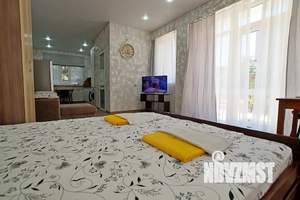 Студия квартира, посуточно, 35м2, 1/2 этаж