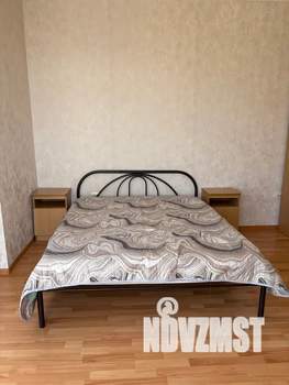 1-к квартира, посуточно, 41м2, 3/7 этаж