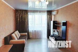 1-к квартира, посуточно, 38м2, 3/5 этаж