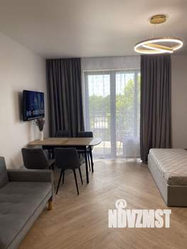 Студия квартира, посуточно, 40м2, 5/7 этаж