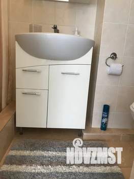 Студия квартира, посуточно, 34м2, 3/3 этаж