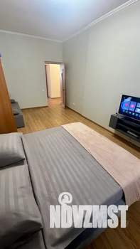 1-к квартира, посуточно, 43м2, 1/10 этаж