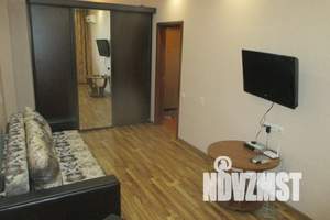 1-к квартира, посуточно, 35м2, 4/9 этаж