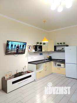 Студия квартира, посуточно, 40м2, 5/17 этаж