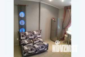 1-к квартира, посуточно, 42м2, 4/9 этаж