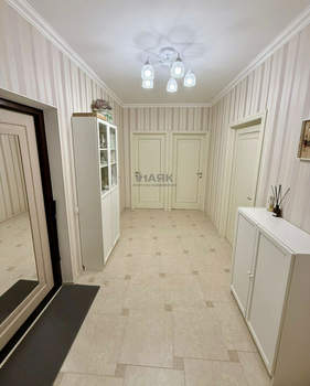 3-к квартира, вторичка, 92м2, 6/12 этаж