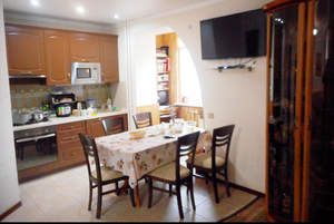 2-к квартира, вторичка, 73м2, 1/6 этаж