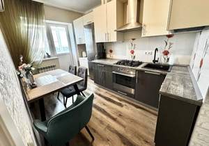 2-к квартира, вторичка, 55м2, 5/5 этаж