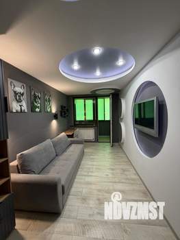 4-к квартира, вторичка, 128м2, 9/9 этаж