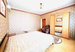 1-к квартира, вторичка, 230м2, 3/3 этаж