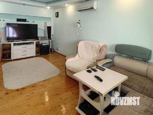 2-к квартира, вторичка, 57м2, 1/6 этаж