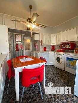 2-к квартира, вторичка, 64м2, 5/6 этаж