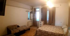 4-к квартира, вторичка, 180м2, 1/3 этаж