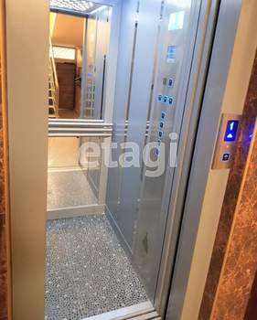 2-к квартира, вторичка, 122м2, 5/5 этаж