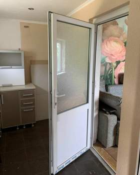 2-к квартира, вторичка, 43м2, 1/1 этаж