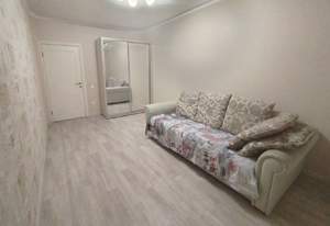 2-к квартира, вторичка, 70м2, 9/13 этаж