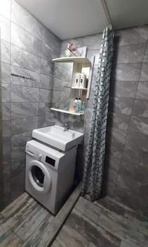 2-к квартира, вторичка, 60м2, 1/17 этаж