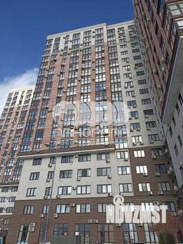 2-к квартира, вторичка, 61м2, 12/19 этаж