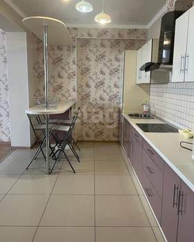 1-к квартира, вторичка, 68м2, 4/17 этаж