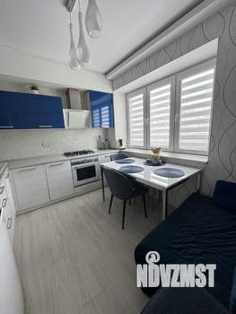 2-к квартира, вторичка, 54м2, 1/6 этаж