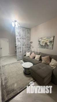 2-к квартира, вторичка, 50м2, 1/4 этаж