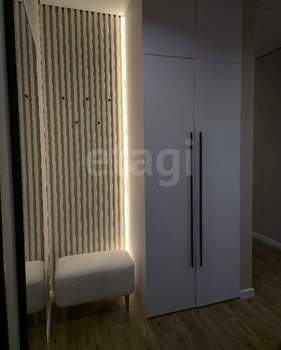 2-к квартира, вторичка, 64м2, 10/15 этаж