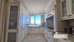 4-к квартира, вторичка, 154м2, 12/23 этаж