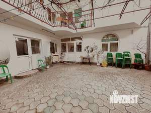 6-к квартира, вторичка, 120м2, 1/3 этаж