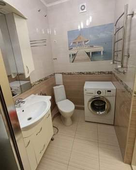 2-к квартира, вторичка, 52м2, 1/9 этаж