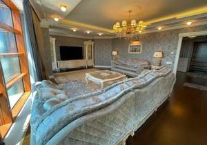 3-к квартира, вторичка, 160м2, 8/15 этаж