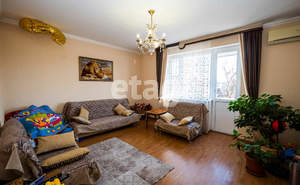 4-к квартира, вторичка, 100м2, 3/3 этаж