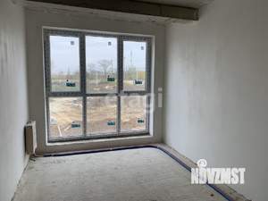 Студия квартира, вторичка, 35м2, 1/4 этаж