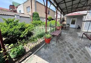 2-к квартира, вторичка, 53м2, 1/2 этаж