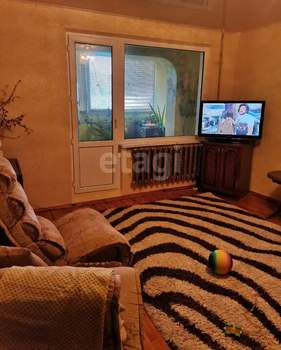 4-к квартира, вторичка, 90м2, 9/9 этаж