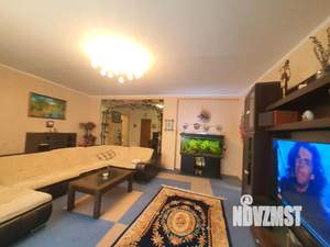 3-к квартира, вторичка, 130м2, 1/9 этаж