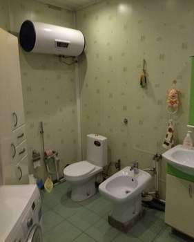 3-к квартира, вторичка, 130м2, 1/9 этаж