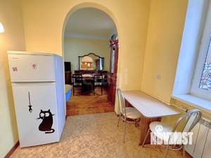 3-к квартира, вторичка, 74м2, 1/3 этаж