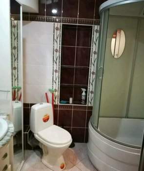 2-к квартира, вторичка, 57м2, 1/6 этаж