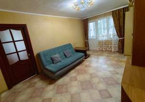 2-к квартира, вторичка, 42м2, 1/4 этаж