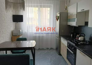 2-к квартира, вторичка, 54м2, 1/4 этаж